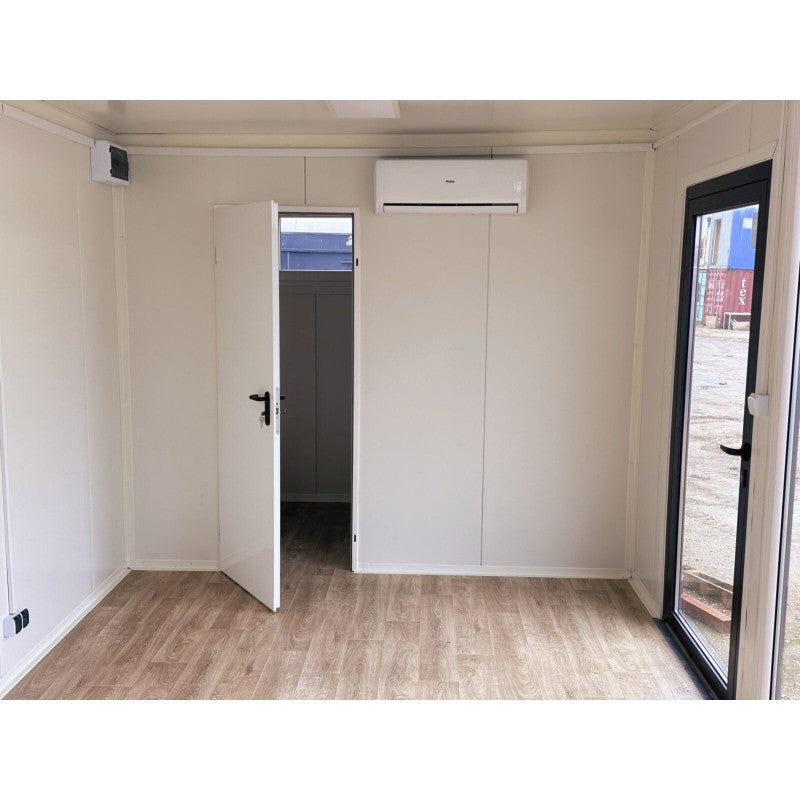 CONTENEDOR ELEVADO 7×3 M GRANDES VITRINAS / AIRE ACONDICIONADO / BAÑO ( Ref: 5905 )