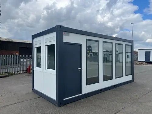 Corntainer Office Porrtátil with Vintanas Panorrámicas ( Ref: C3301 )