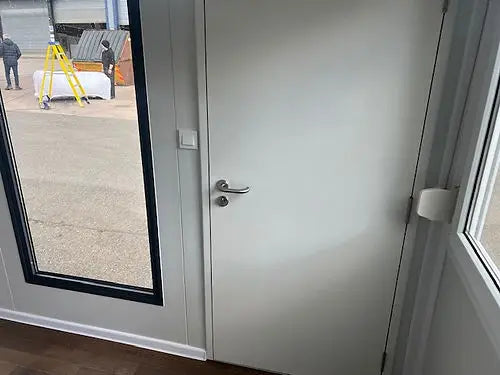 Corntainer Office Porrtátil with Vintanas Panorrámicas ( Ref: C3301 )