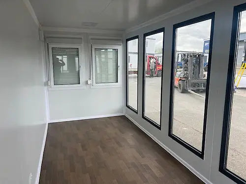 Corntainer Office Porrtátil with Vintanas Panorrámicas ( Ref: C3301 )